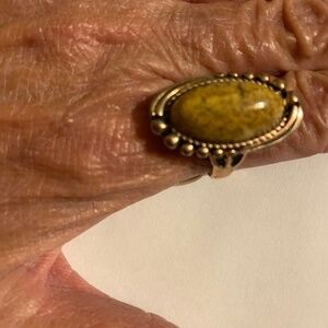 Gorgeous size 7 yellow jasper and copper ring. Beautiful !